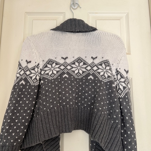 Decree Gray & White Open-Front Shawl Cardigan - Picture 3 of 3